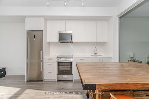 Photo 14 at 311 - 1787 St. Clair Avenue W, Pellam Park, Toronto