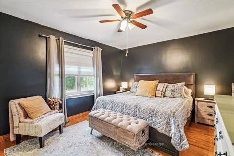 Photo 19 at 65 Exbury Road, CFB, Toronto