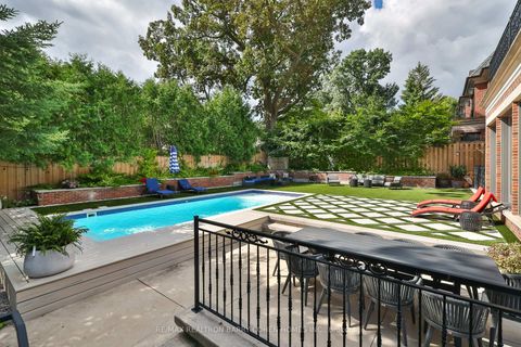 Photo 4 at 33 Stratheden Road, York Mills, Toronto