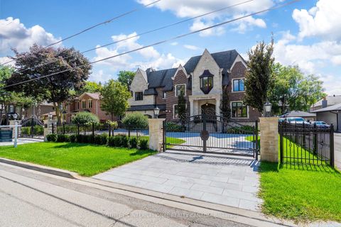 Photo 1 at 197 duncan Road, Langstaff, Richmond Hill
