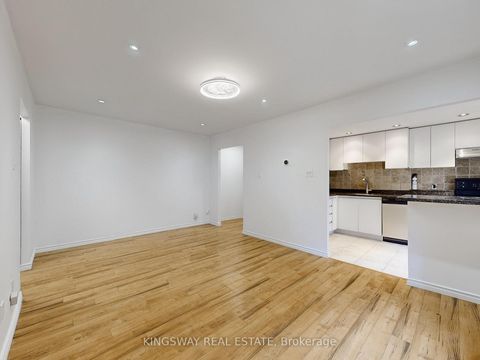 Photo 6 at 506 - 88 Charles Street E, Yonge Corridor, Toronto