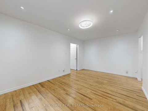 Photo 7 at 506 - 88 Charles Street E, Yonge Corridor, Toronto