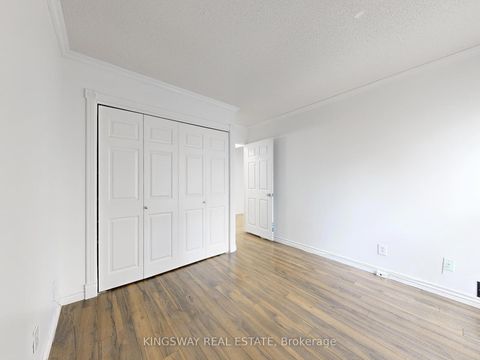 Photo 13 at 506 - 88 Charles Street E, Yonge Corridor, Toronto