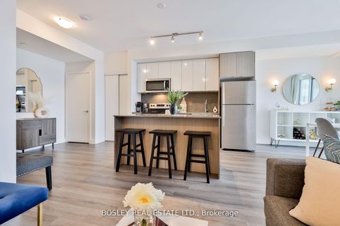 Photo 3 at 612 - 859 The Queensway, Queensway, Toronto