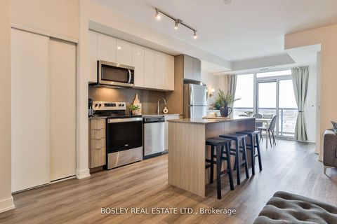 Photo 4 at 612 - 859 The Queensway, Queensway, Toronto