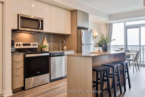 Photo 10 at 612 - 859 The Queensway, Queensway, Toronto