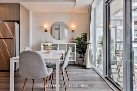 Photo 14 at 612 - 859 The Queensway, Queensway, Toronto