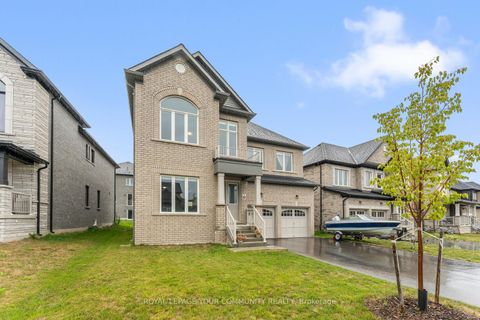 Photo 2 at 1583 Stovell Crescent, Lefroy, Innisfil Photo 2 at 1583 Stovell Crescent, Lefroy, Innisfil