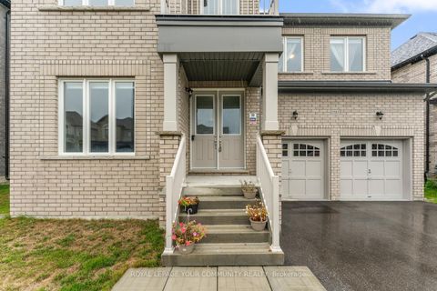 Photo 3 at 1583 Stovell Crescent, Lefroy, Innisfil Photo 3 at 1583 Stovell Crescent, Lefroy, Innisfil