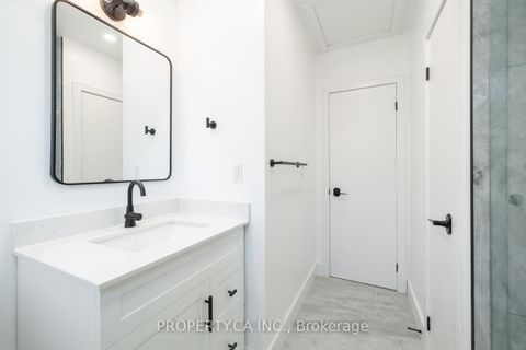 Photo 19 at 33 Moorecroft Crescent, Ionview, Toronto