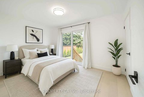 Photo 22 at 33 Moorecroft Crescent, Ionview, Toronto