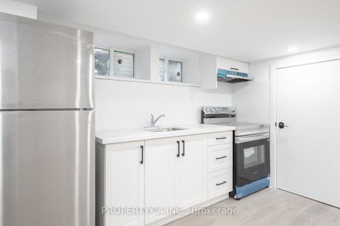 Photo 27 at 33 Moorecroft Crescent, Ionview, Toronto
