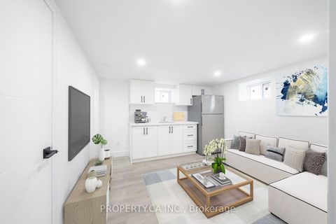Photo 32 at 33 Moorecroft Crescent, Ionview, Toronto