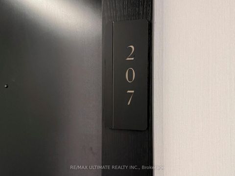 Photo 1 at 207 - 117 Broadway Avenue, Mount Pleasant West, Toronto