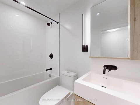 Photo 17 at 207 - 117 Broadway Avenue, Mount Pleasant West, Toronto