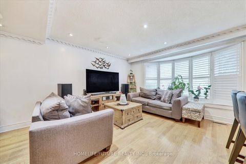 Photo 15 at 18 Hutcherson Square, Malvern, Toronto