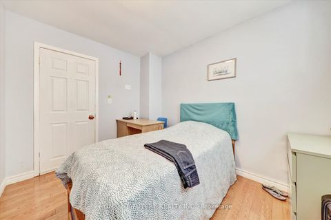 Photo 20 at 18 Hutcherson Square, Malvern, Toronto