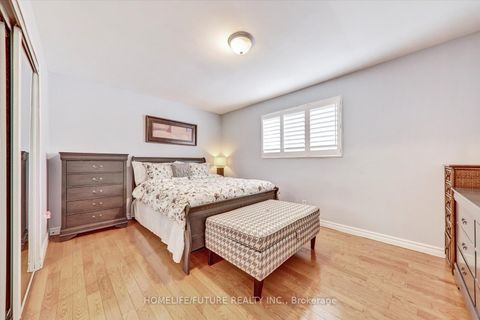 Photo 24 at 18 Hutcherson Square, Malvern, Toronto