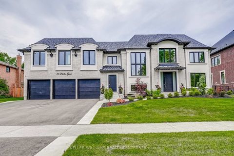 Photo 1 at 82 Burton Grove, King City, King