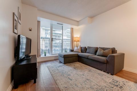 Photo 10 at 211 - 188 Redpath Avenue, Mount Pleasant West, Toronto