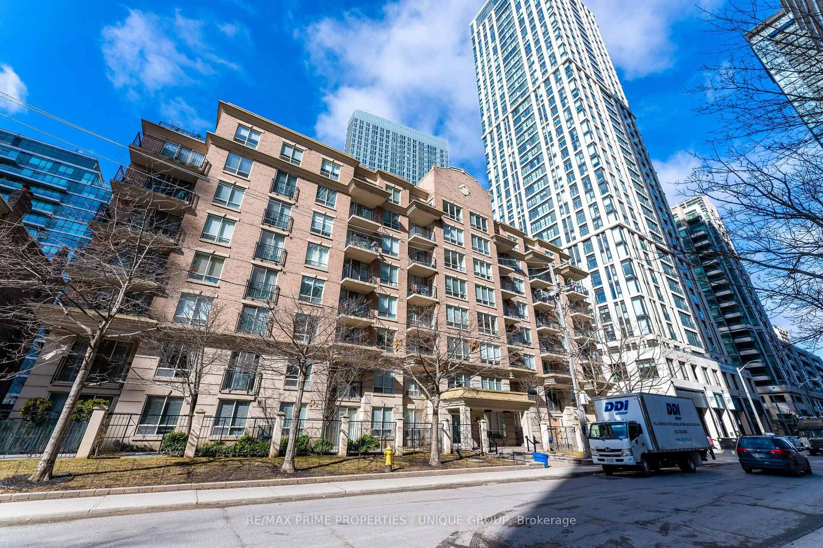 211 - 188 Redpath Avenue, Mount Pleasant West, Toronto 