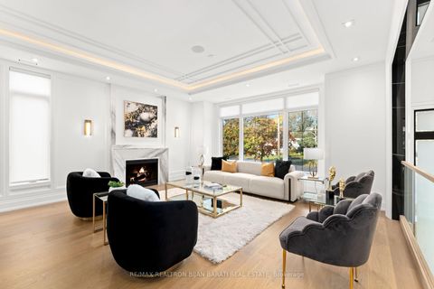 Photo 5 at 17 Waring Court, Willowdale East, Toronto