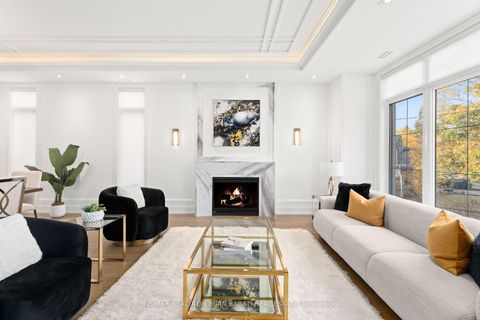 Photo 8 at 17 Waring Court, Willowdale East, Toronto