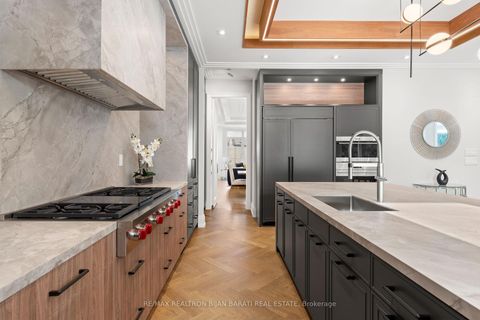 Photo 14 at 17 Waring Court, Willowdale East, Toronto