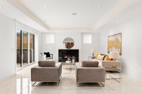 Photo 32 at 17 Waring Court, Willowdale East, Toronto