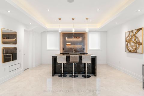 Photo 33 at 17 Waring Court, Willowdale East, Toronto