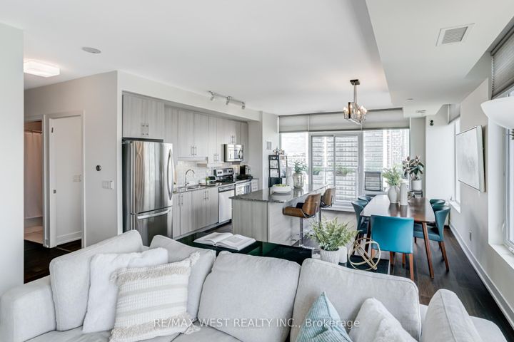 Photo 5 at 1308 - 68 Merton Street, Mount Pleasant West, Toronto