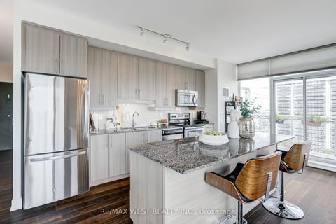Photo 10 at 1308 - 68 Merton Street, Mount Pleasant West, Toronto