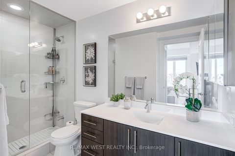 Photo 18 at 1308 - 68 Merton Street, Mount Pleasant West, Toronto