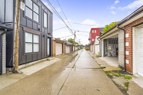 Photo 24 at 1197 Dufferin Street, Junction, Toronto