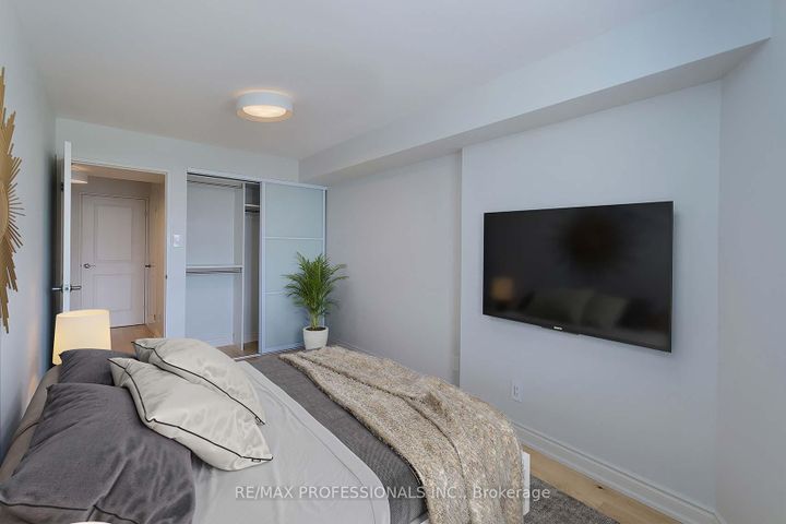 Photo 27 at E8 - 284 Mill Road, Markland Wood, Toronto