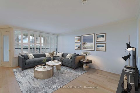 Photo 7 at E8 - 284 Mill Road, Markland Wood, Toronto