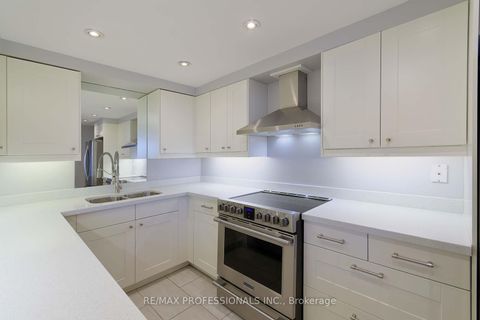 Photo 16 at E8 - 284 Mill Road, Markland Wood, Toronto