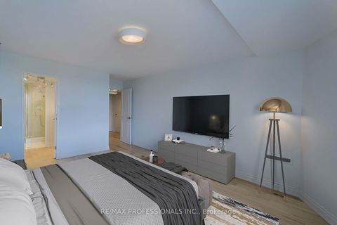 Photo 22 at E8 - 284 Mill Road, Markland Wood, Toronto
