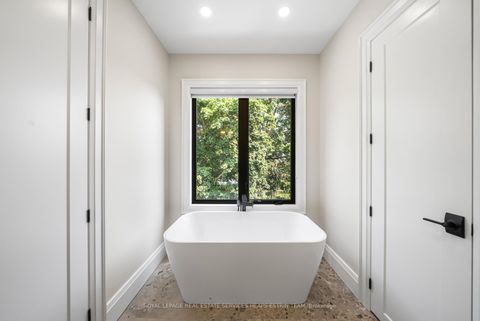 Photo 18 at 66 Parkhurst Boulevard, Leaside, Toronto