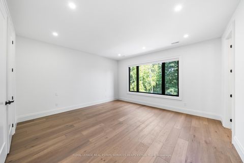 Photo 20 at 66 Parkhurst Boulevard, Leaside, Toronto