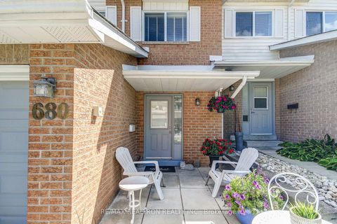 Photo 1 at 680 Gibney Crescent, Summerhill Estates, Newmarket