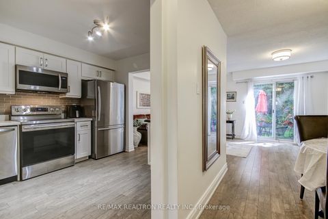 Photo 7 at 680 Gibney Crescent, Summerhill Estates, Newmarket