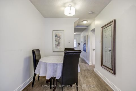 Photo 17 at 680 Gibney Crescent, Summerhill Estates, Newmarket