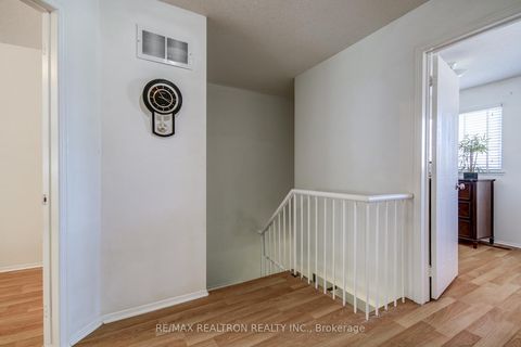 Photo 20 at 680 Gibney Crescent, Summerhill Estates, Newmarket