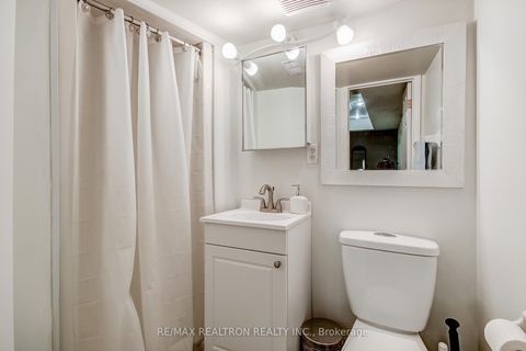 Photo 34 at 680 Gibney Crescent, Summerhill Estates, Newmarket