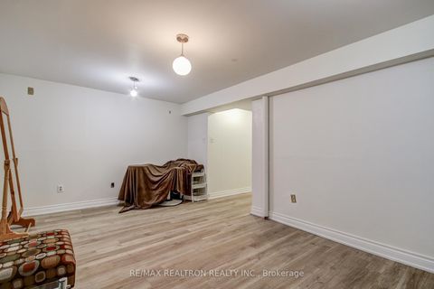 Photo 38 at 680 Gibney Crescent, Summerhill Estates, Newmarket