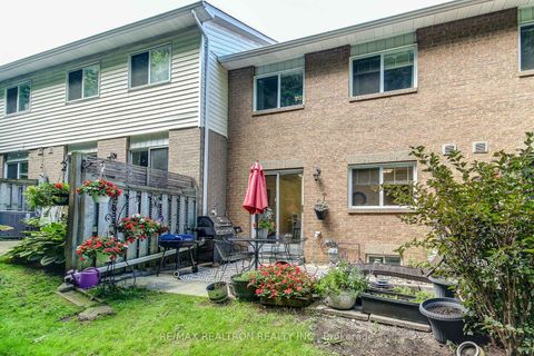 Photo 46 at 680 Gibney Crescent, Summerhill Estates, Newmarket