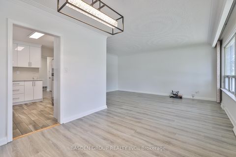 Photo 8 at 42 Bridgenorth Crescent, Beaumonde Heights, Toronto