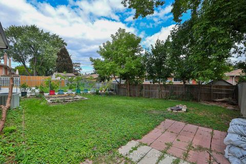 Photo 34 at 42 Bridgenorth Crescent, Beaumonde Heights, Toronto