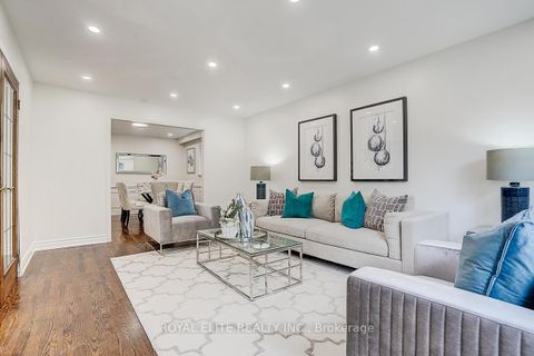 Photo 7 at 11 Abbeywood Trail, Don Mills, Toronto